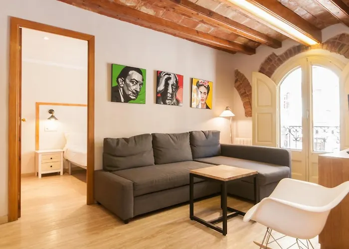 Homenfun Eixample I برشلونة